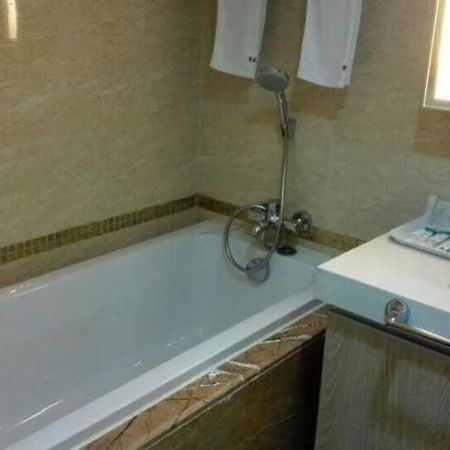 Yijing Hotel Apartment Τσονγκίνγκ Εξωτερικό φωτογραφία